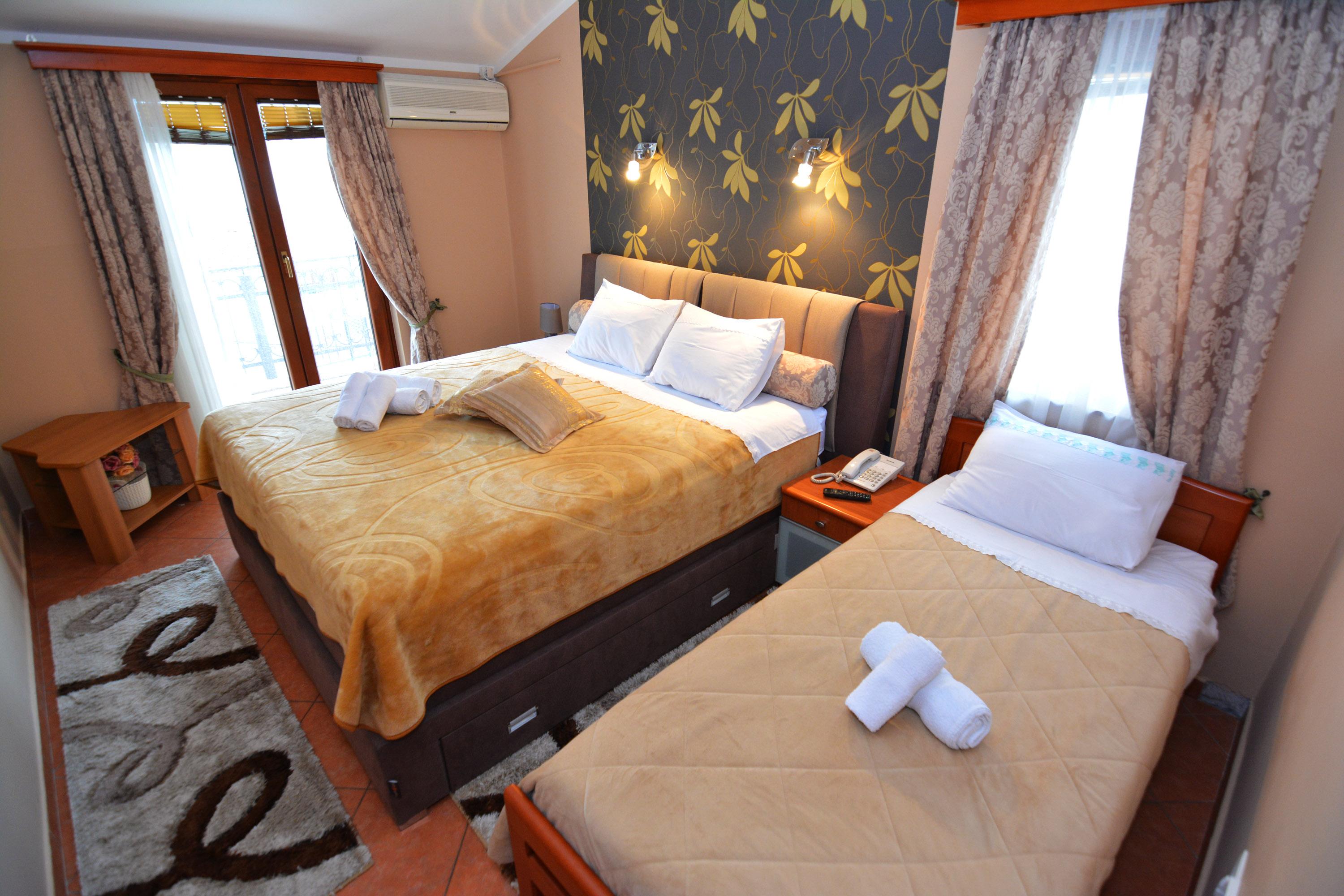 Apartments Bogdanovic โกตอร์ ภายนอก รูปภาพ