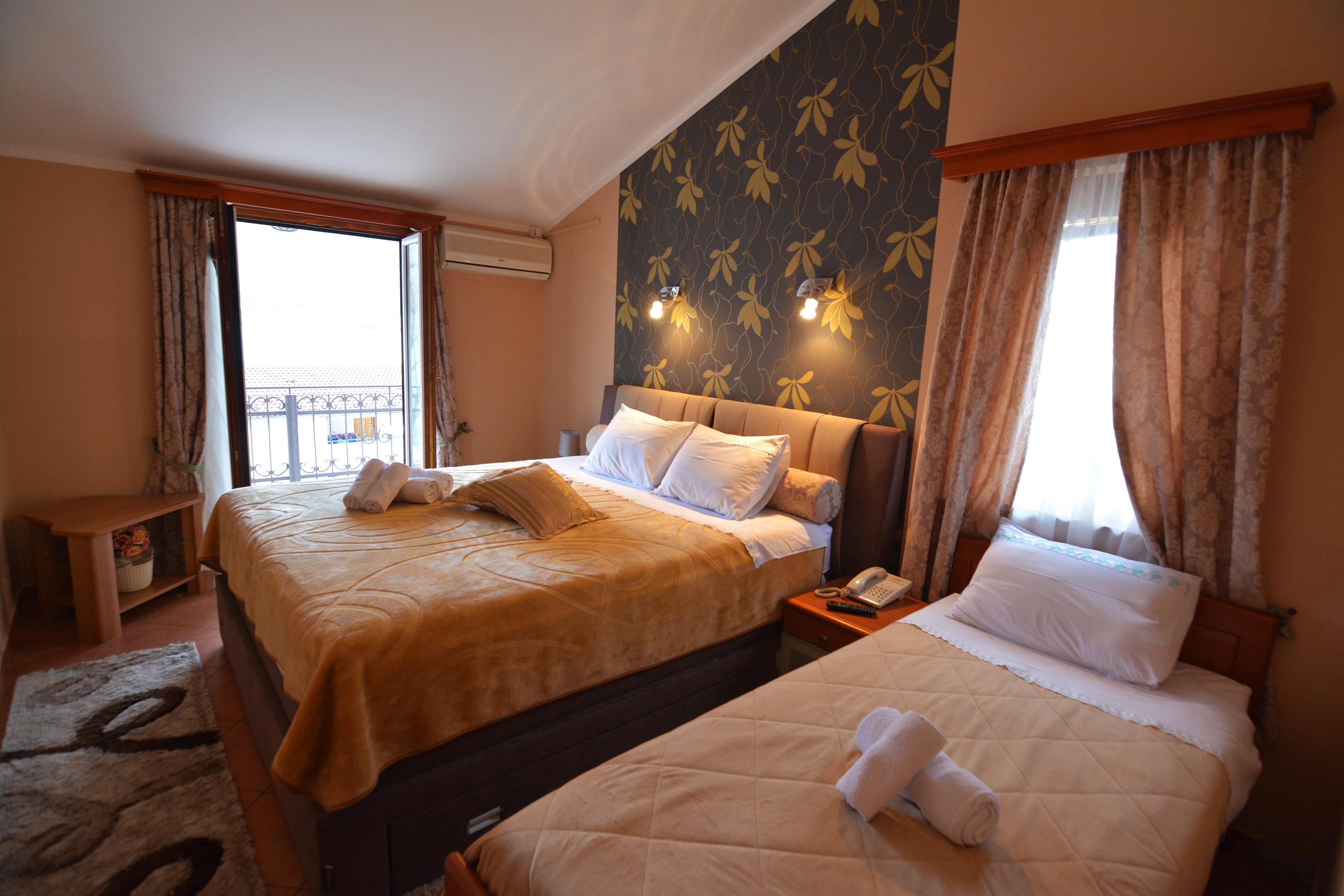 Apartments Bogdanovic โกตอร์ ภายนอก รูปภาพ