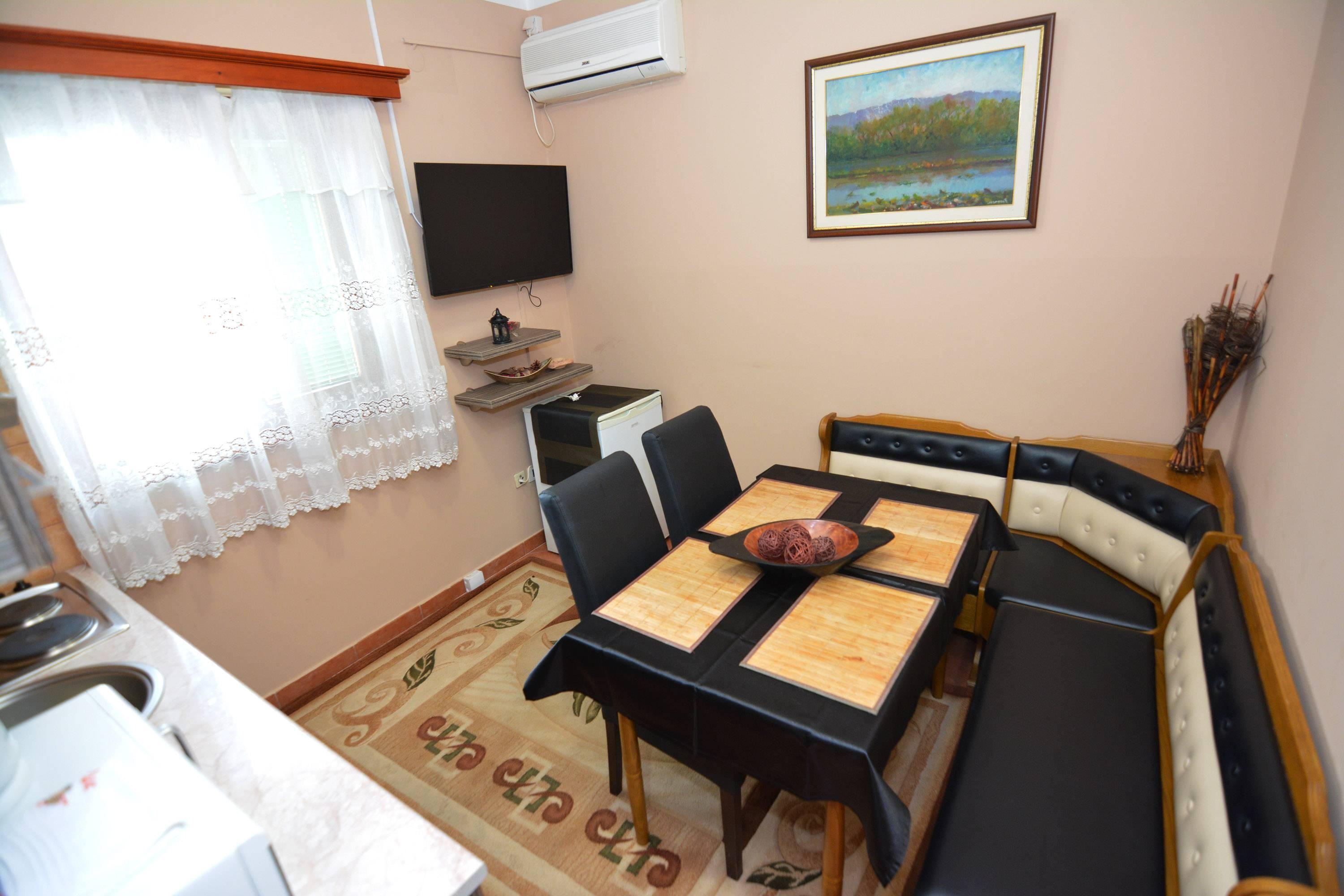 Apartments Bogdanovic โกตอร์ ภายนอก รูปภาพ