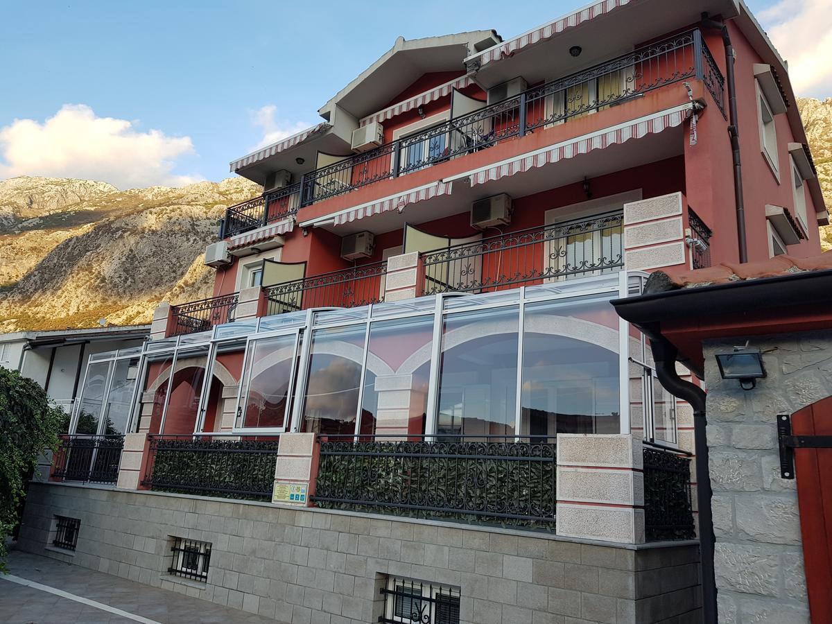 Apartments Bogdanovic โกตอร์ ภายนอก รูปภาพ
